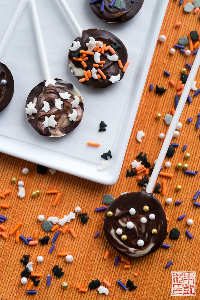 Happy October! Halloween Chocolate Lollipops - Dessert First