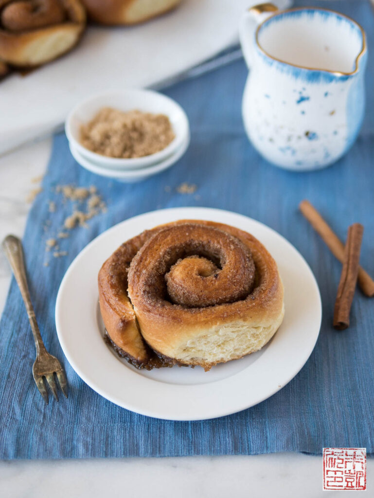 Pastry Love Cinnamon Roll