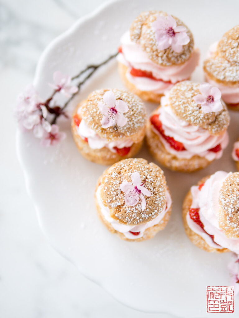 Sakura Strawberry Cream Puffs Top