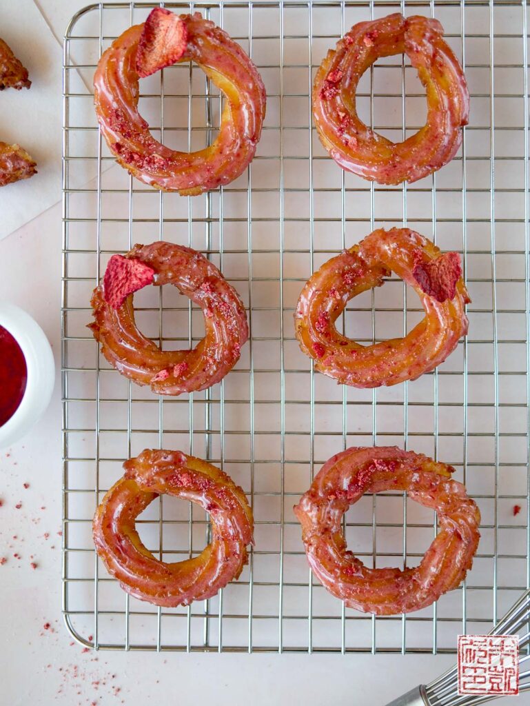 Strawberry Crullers Overhead