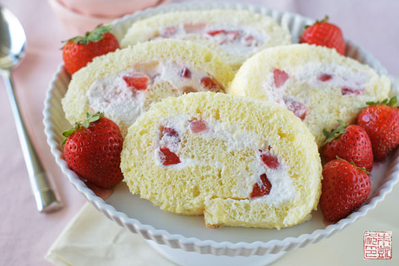 Strawberrycreamroll