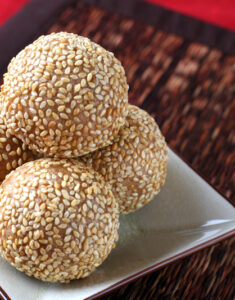 Chinese New Year: Sesame Seed Balls