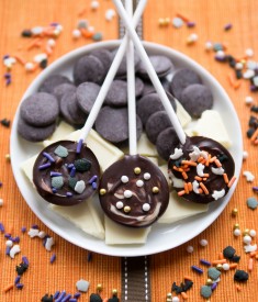 halloween chocolate lollipops