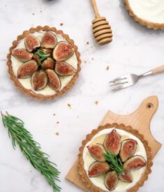 Fig Mascarpone Tarts with Rosemary Cornmeal Crust